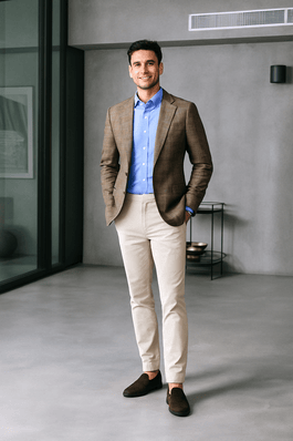 How to Style a Brown Check Blazer for a Modern Smart-Casual Outfit